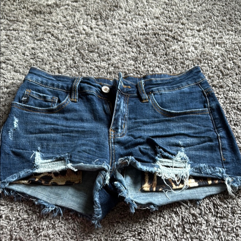 Kancan shorts size small